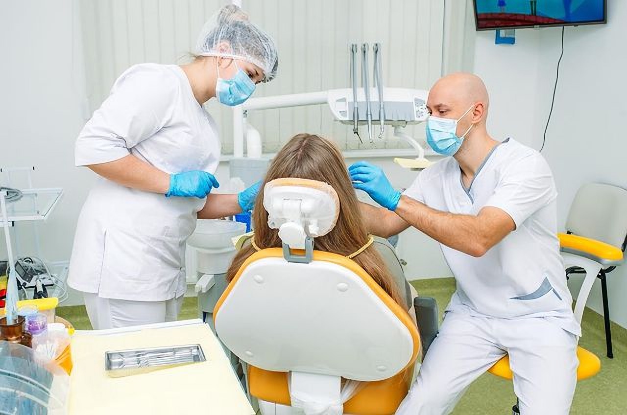 Лечение в стоматологической клинике Your Dentist в Одессе Украина