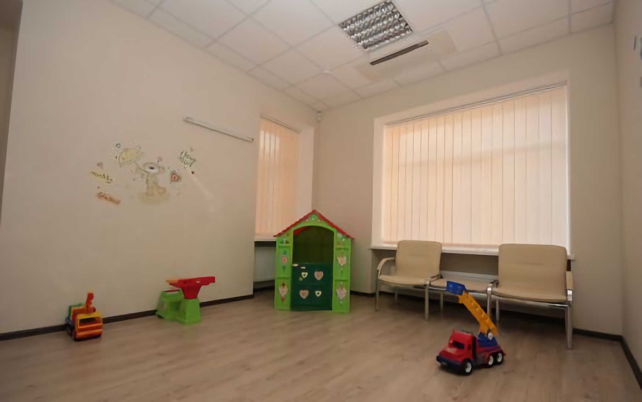 Детская комната в глазном центре Новый Зир